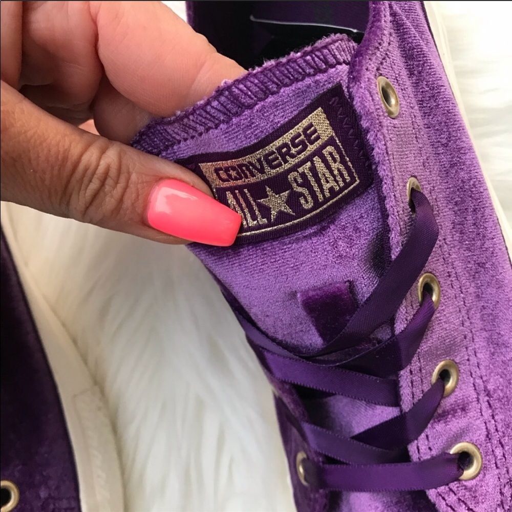 NWOB 💜CONVERSE ALL STAR LOW WOMENS SIZE 5.5 - Picture 2 of 7